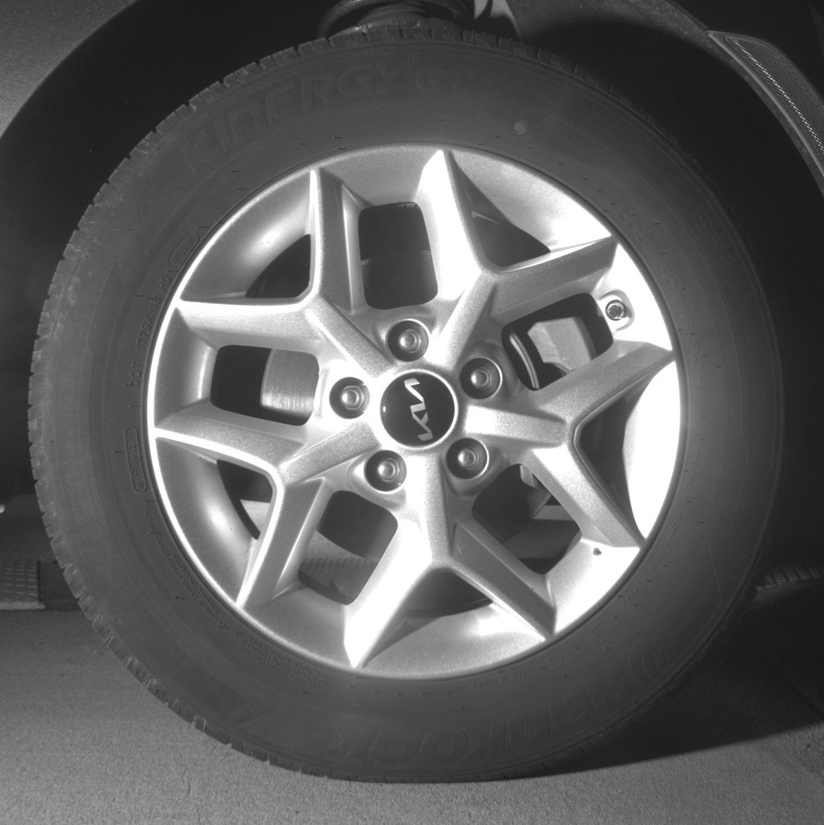 Used 2025 Kia Soul LX w/ LX Technology Package FWD image 13