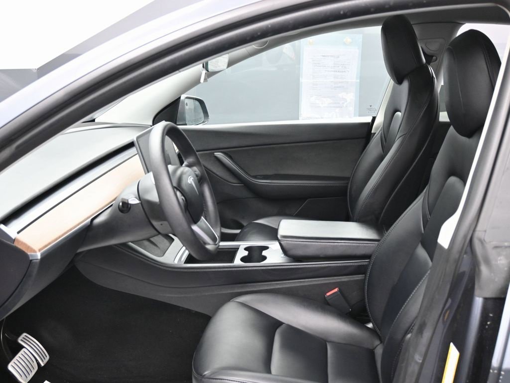 Used 2022 Tesla Model Y Performance image 16
