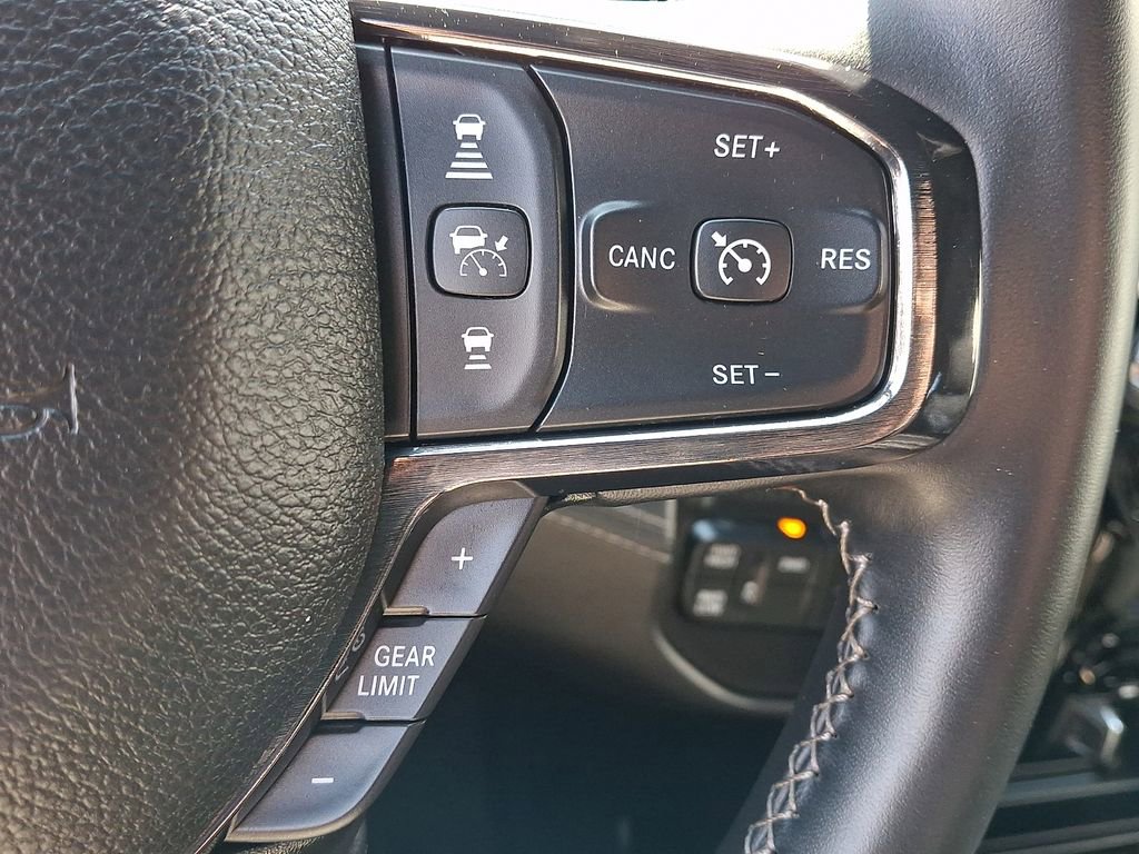 Used 2024 RAM 3500 Limited image 27