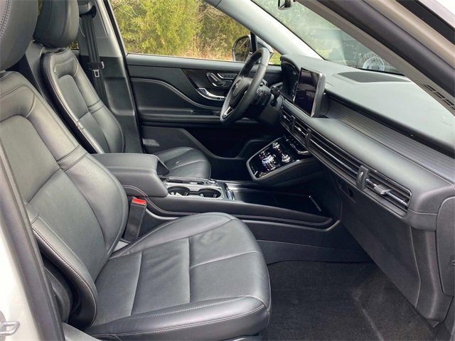 Certified 2022 Lincoln Corsair AWD w/ Premium Package image 35
