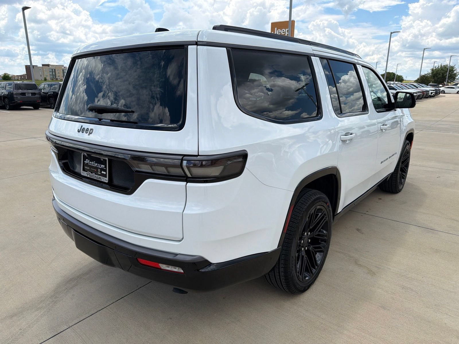New 2026 Jeep Grand Wagoneer Limited AWD/4WD image 5
