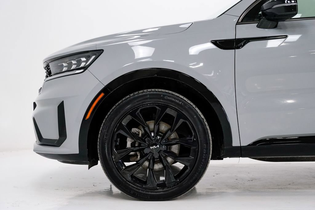 Certified 2023 Kia Sorento SX image 30