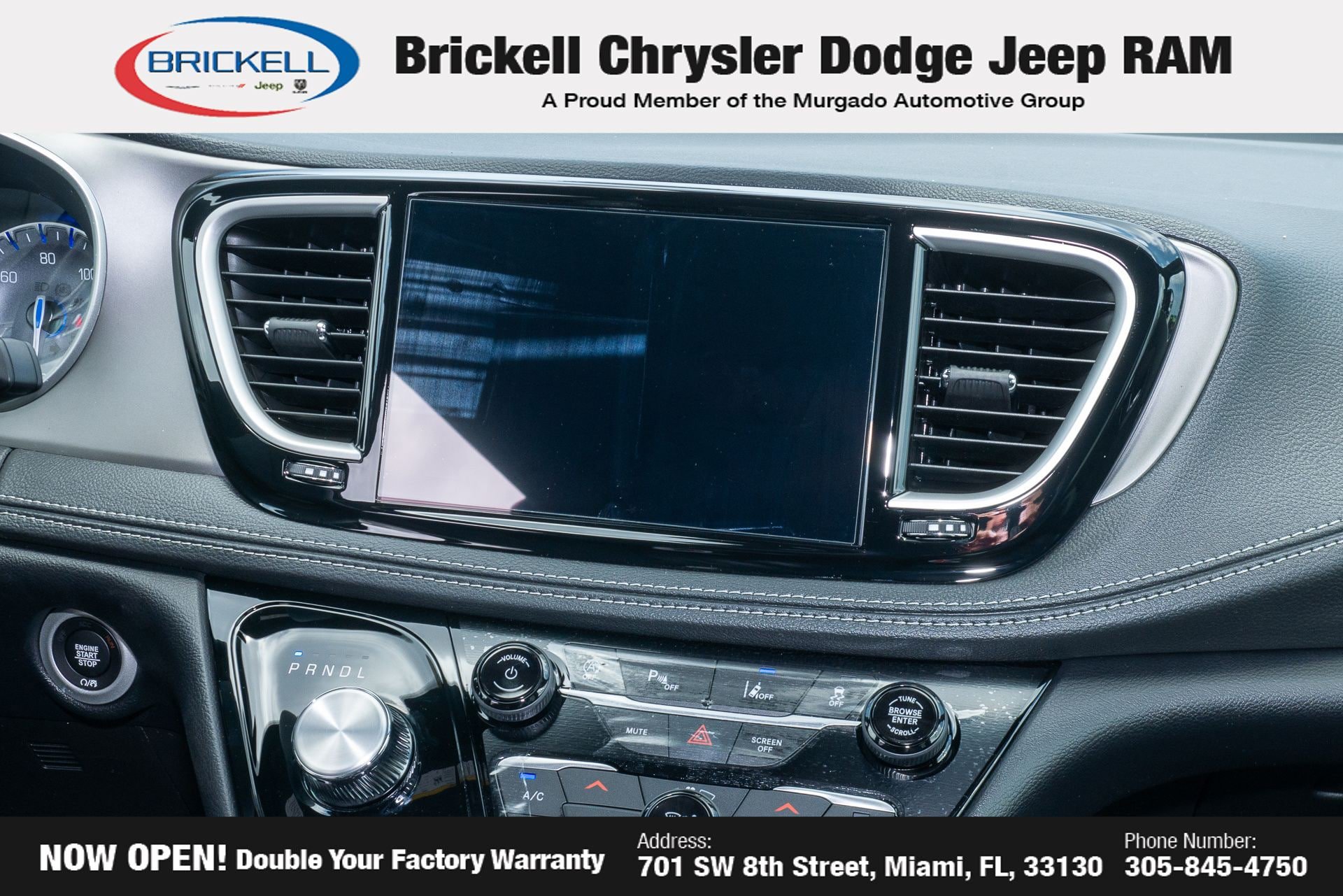 New 2027 Chrysler Pacifica Select FWD image 20