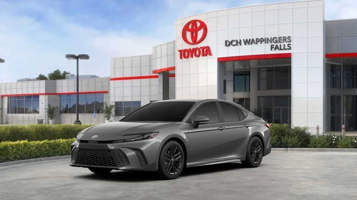 New 2026 Toyota Camry SE AWD/4WD image 1