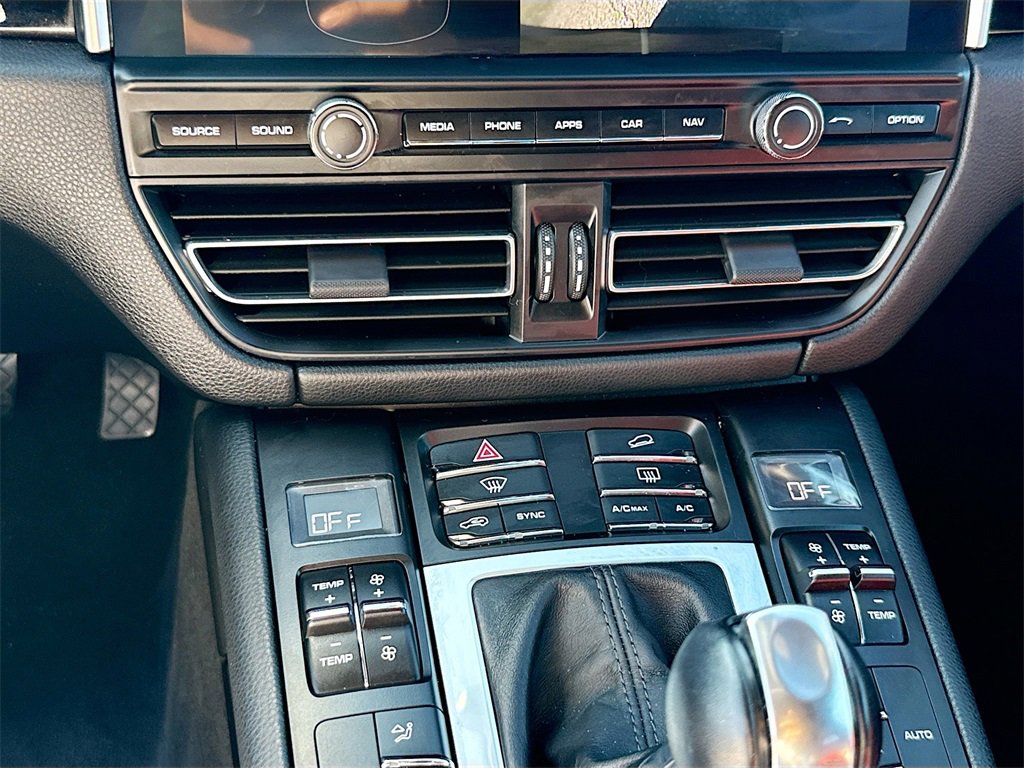 Used 2021 Porsche Macan S image 17