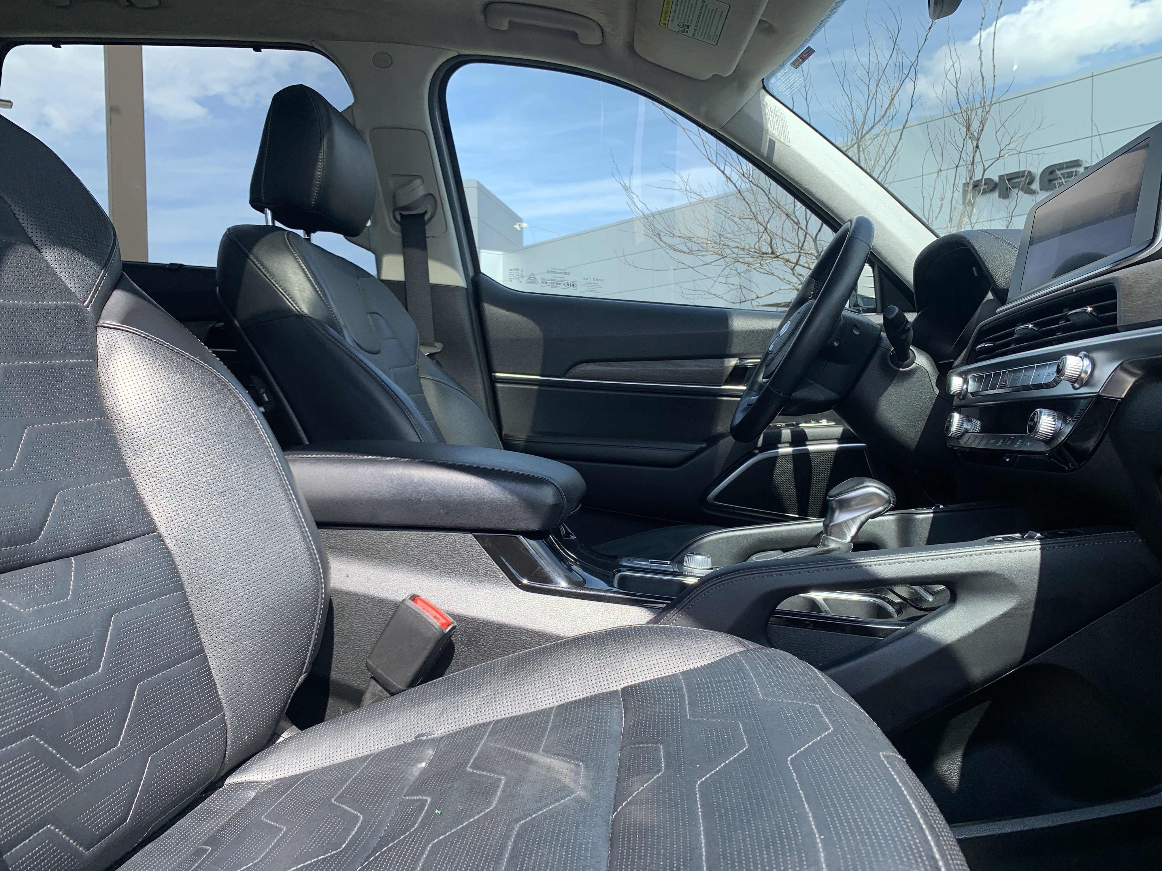 Used 2021 Kia Telluride SX w/ SX Prestige Package image 35