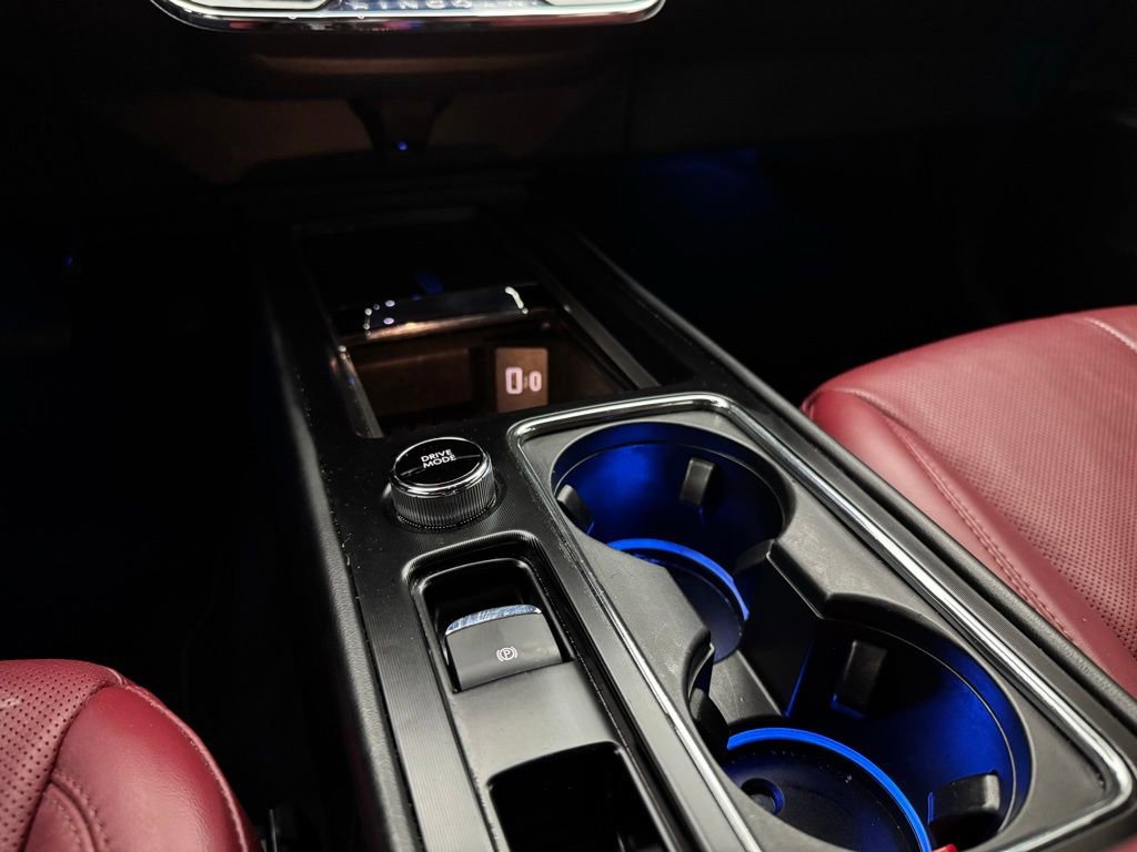 Used 2024 Lincoln Corsair Reserve w/ Equipment Group 201A image 27