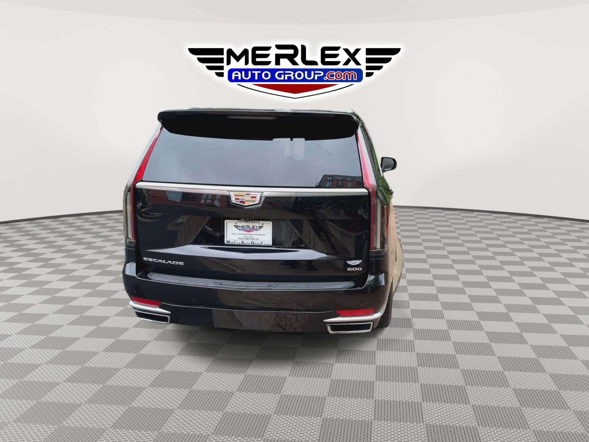 Used 2021 Cadillac Escalade ESV Premium Luxury w/ Driver Assist Tech Package AWD/4WD image 7