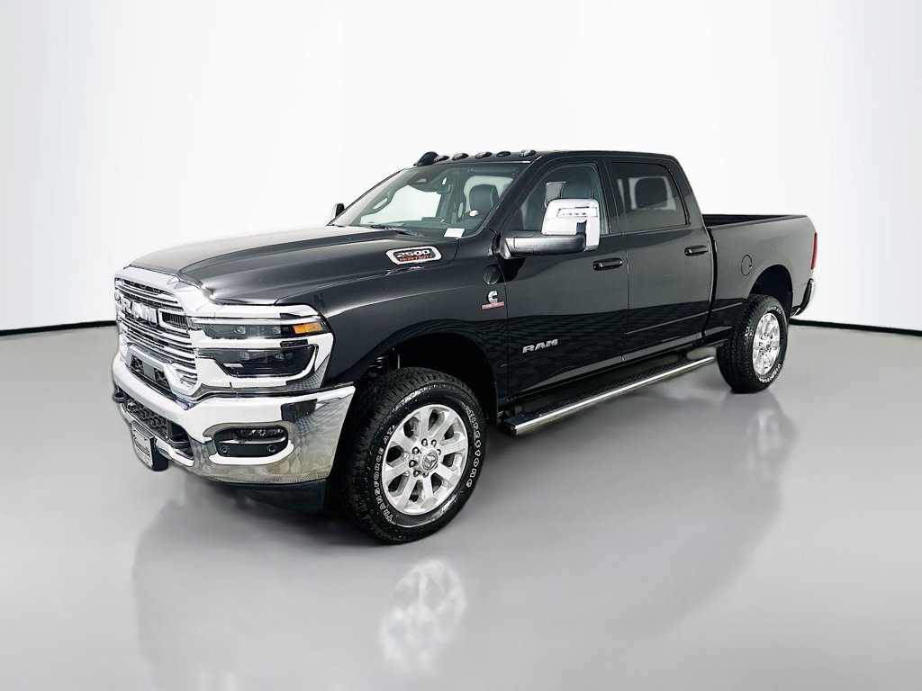 New 2026 RAM 2500 Laramie AWD/4WD image 3