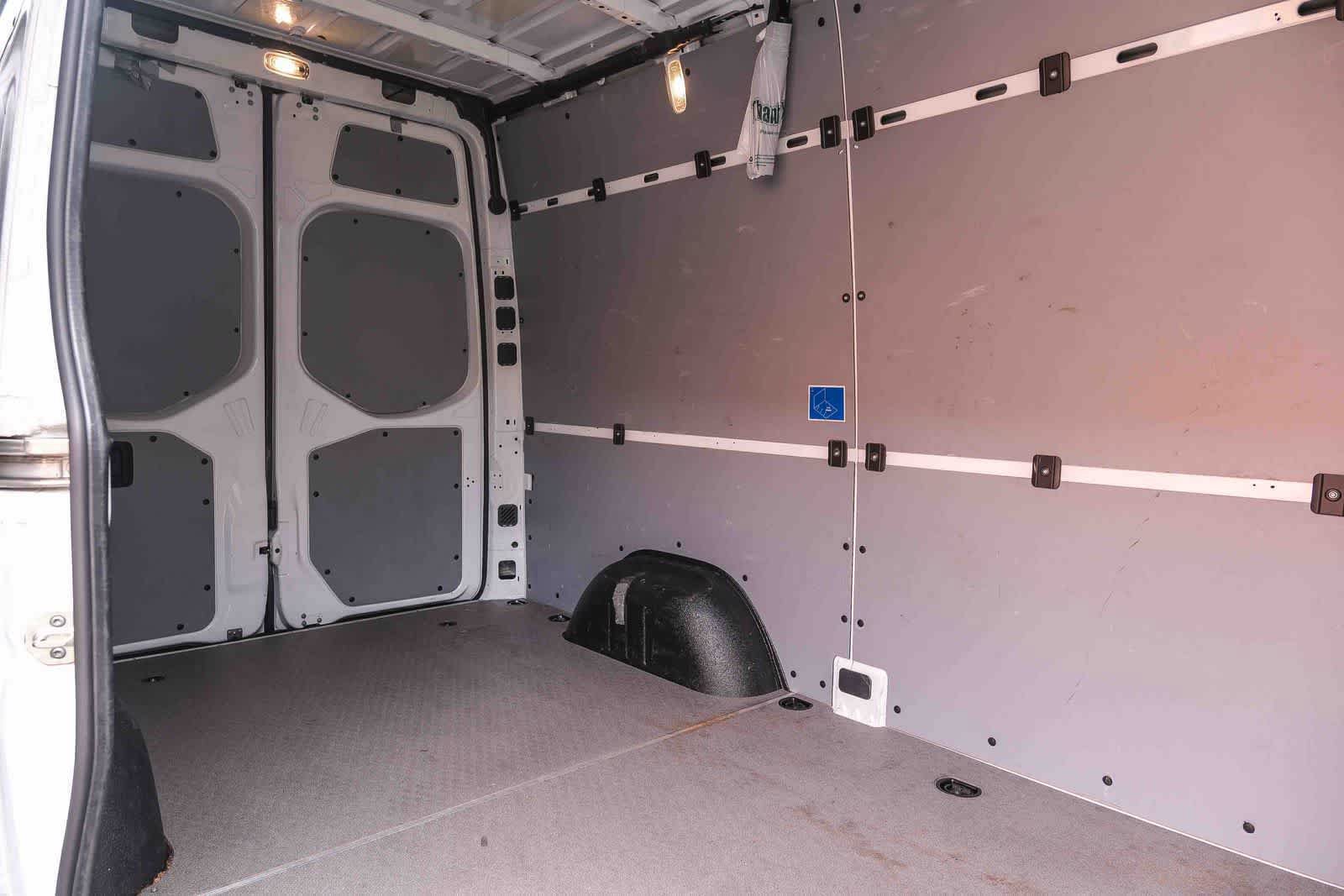 Used 2022 Mercedes-Benz Sprinter 2500 image 19