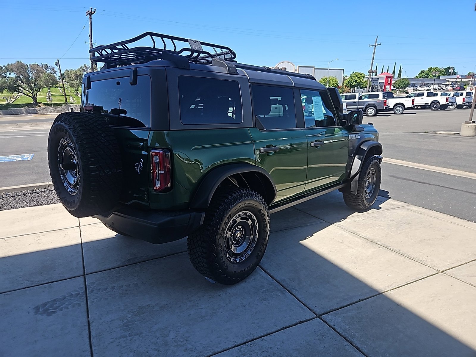 Used 2024 Ford Bronco Everglades AWD/4WD image 6
