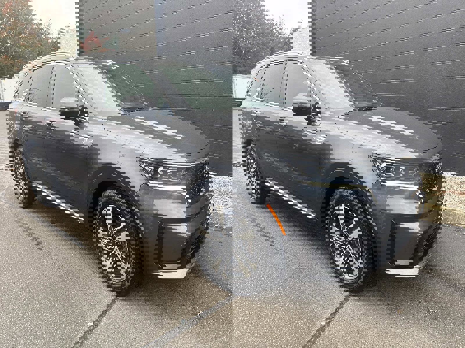 Used 2022 Kia Sorento SX Prestige w/ Panoramic Sunroof Package image 4