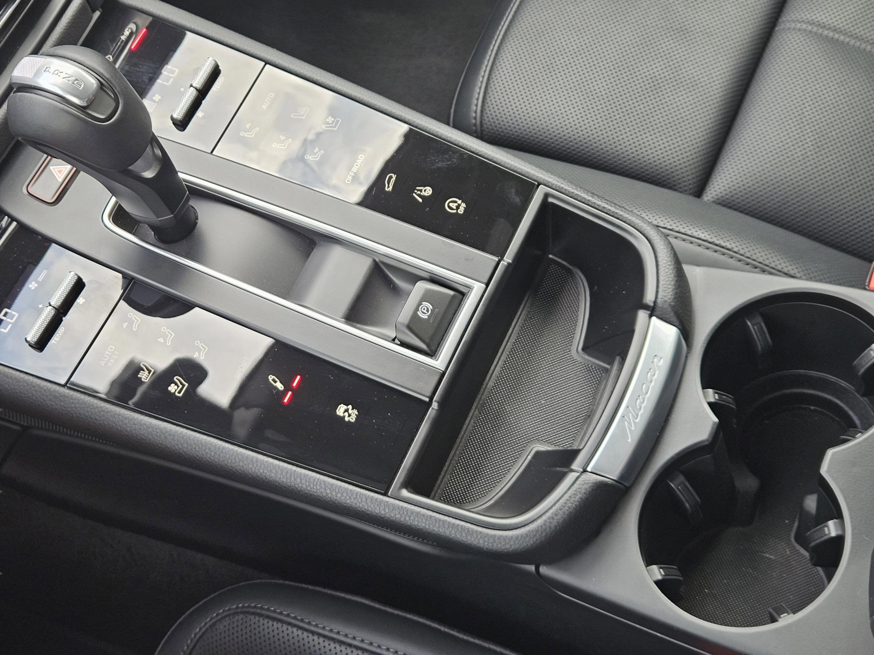 Certified 2026 Porsche Macan S image 17