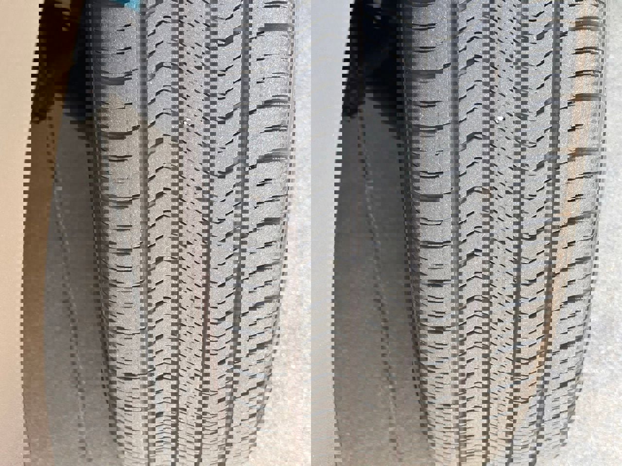 Certified 2024 Hyundai Kona SE image 3