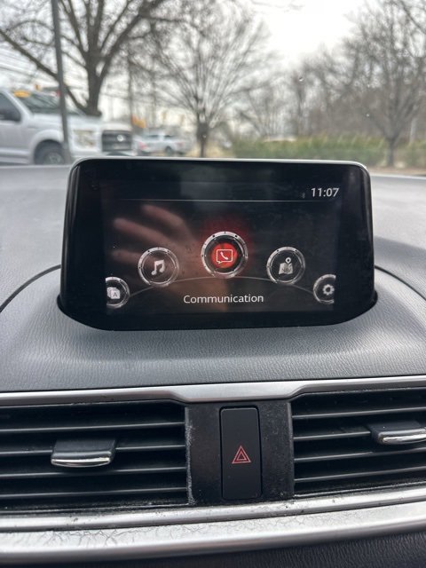 Used 2018 MAZDA MAZDA3 Touring image 16