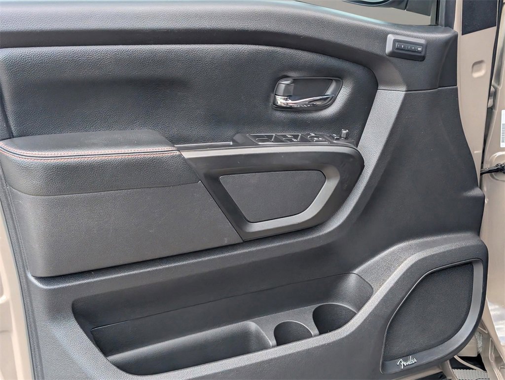 Used 2021 Nissan Titan PRO-4X w/ Pro-4x Convenience Package image 15