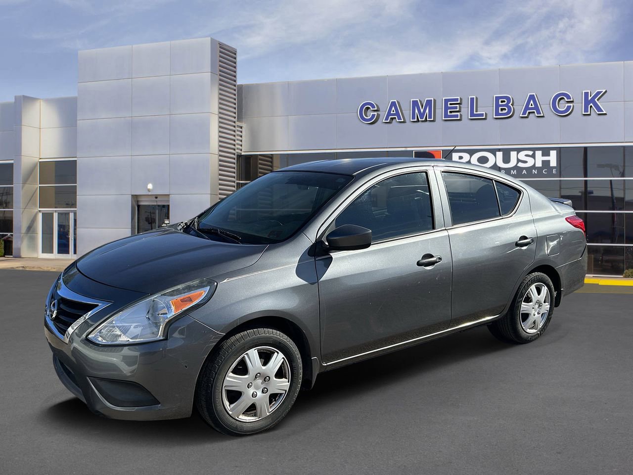 Used 2016 Nissan Versa S Plus image 2