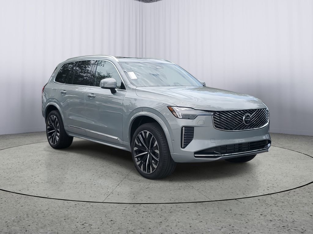 New 2026 Volvo XC90 T8 Plus