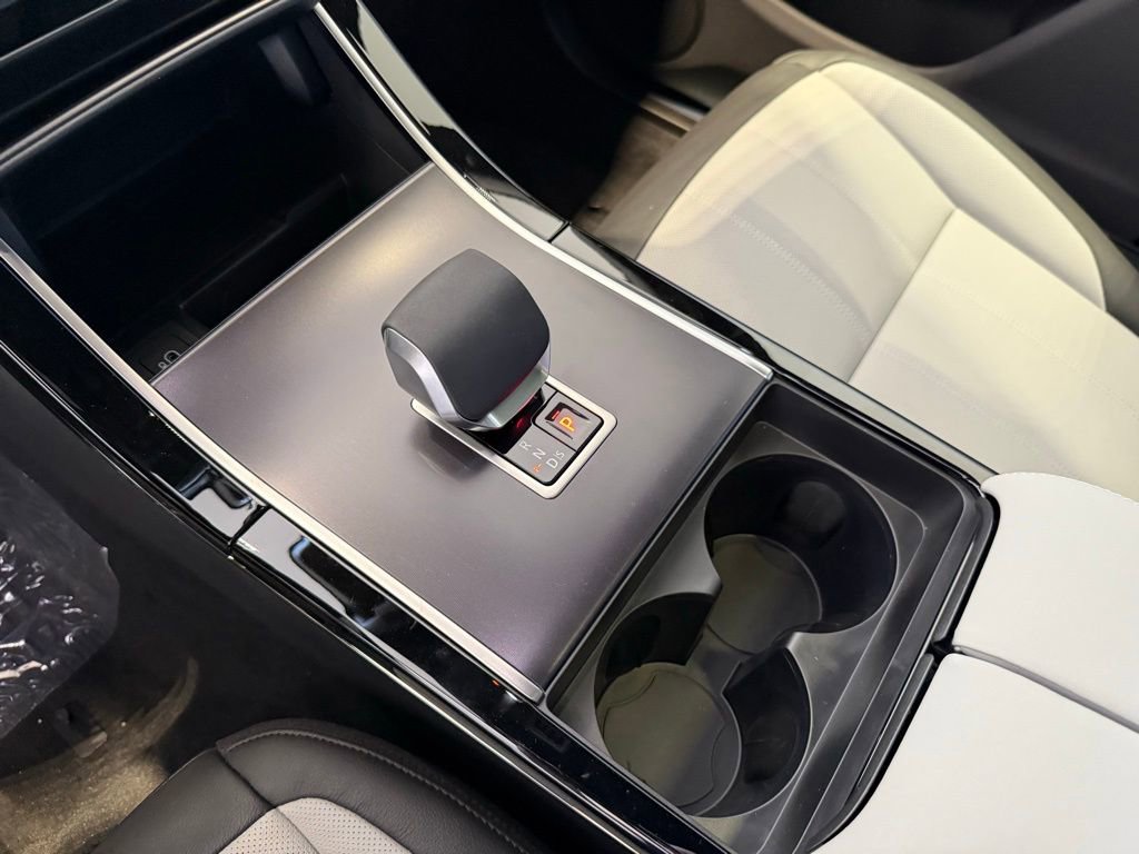 New 2026 Land Rover Range Rover Evoque Dynamic SE image 28