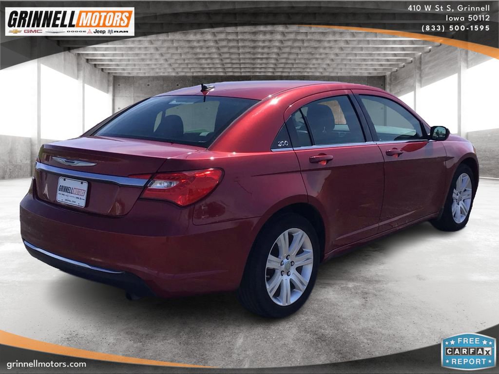 Used 2013 Chrysler 200 Touring image 5