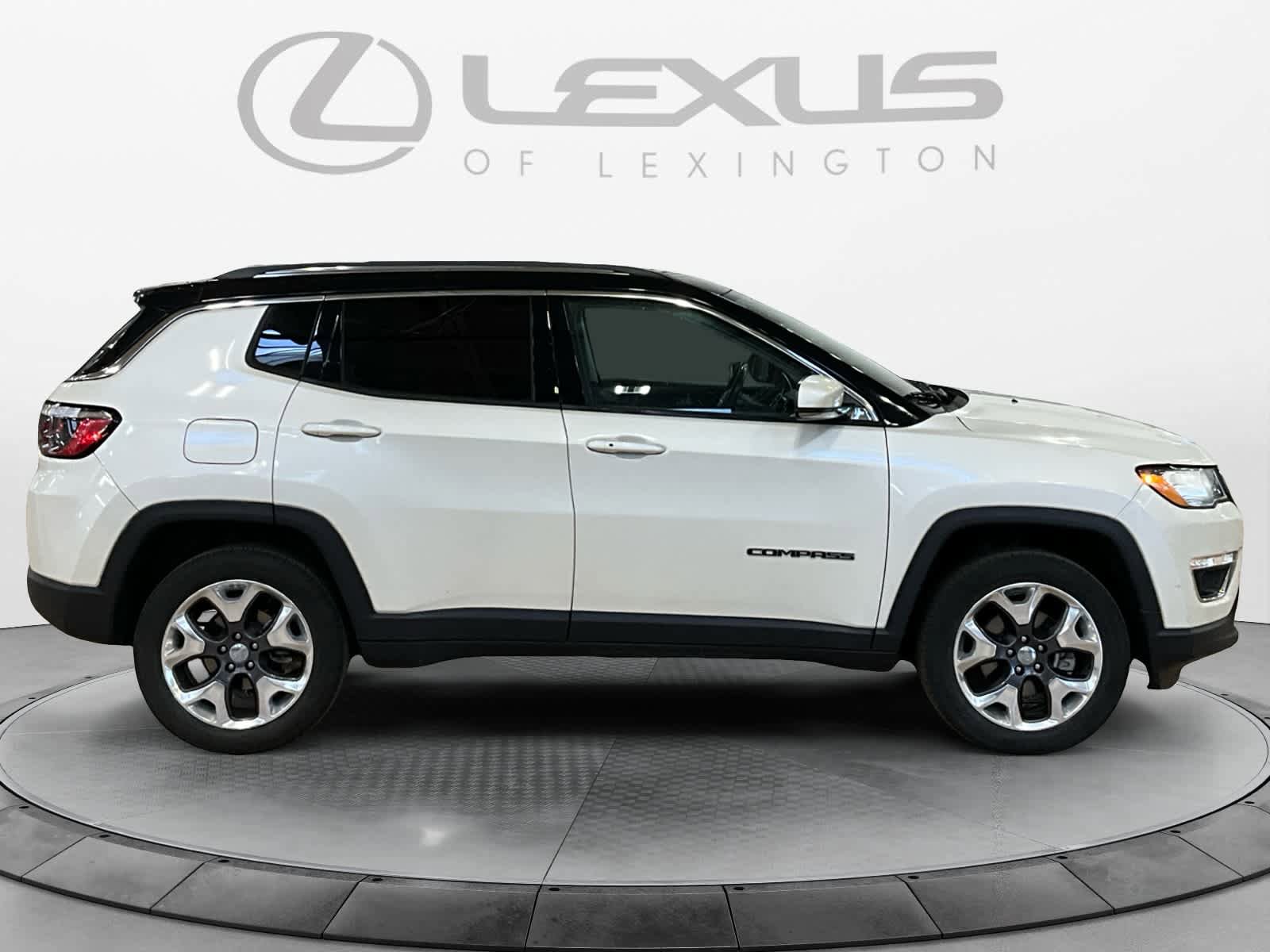 Used 2020 Jeep Compass Limited w/ Safety & Security Group AWD/4WD image 6