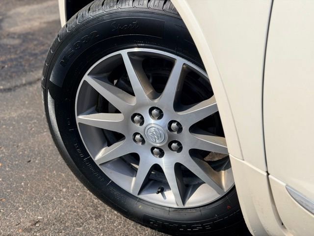 Used 2015 Buick Enclave Leather FWD image 27