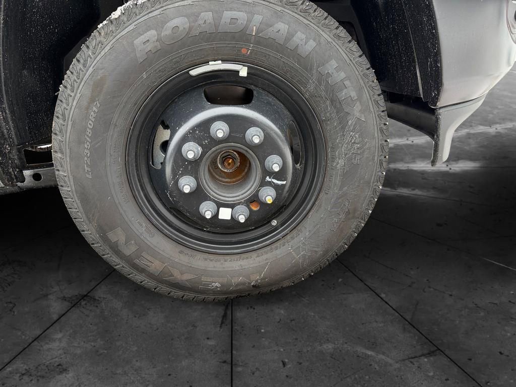 New 2026 RAM 3500 Tradesman image 34