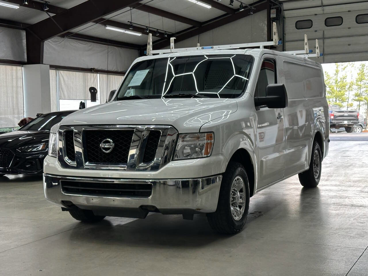 Used 2018 Nissan NV 2500 SL w/ Navigation Package image 5