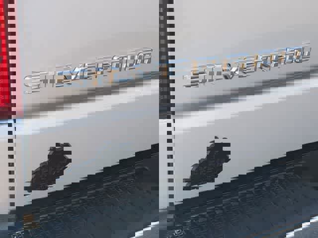 Used 2022 Chevrolet Silverado 1500 LT image 13