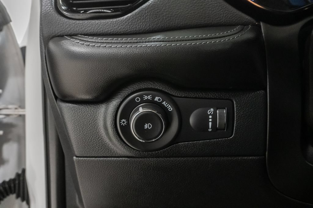 Certified 2022 Dodge Durango GT AWD/4WD image 13
