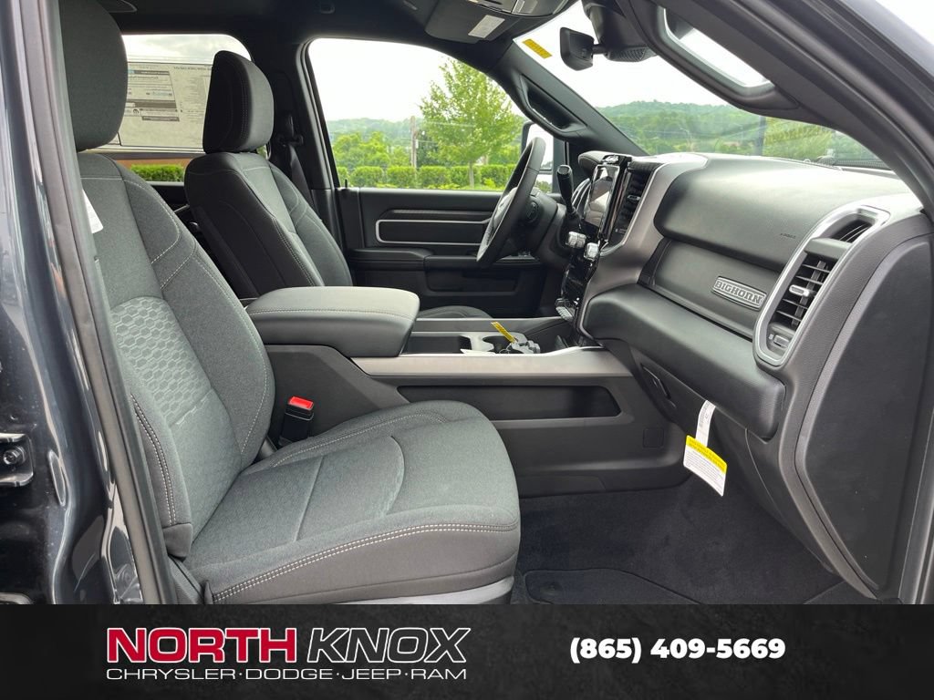 New 2026 RAM 3500 Big Horn AWD/4WD image 25