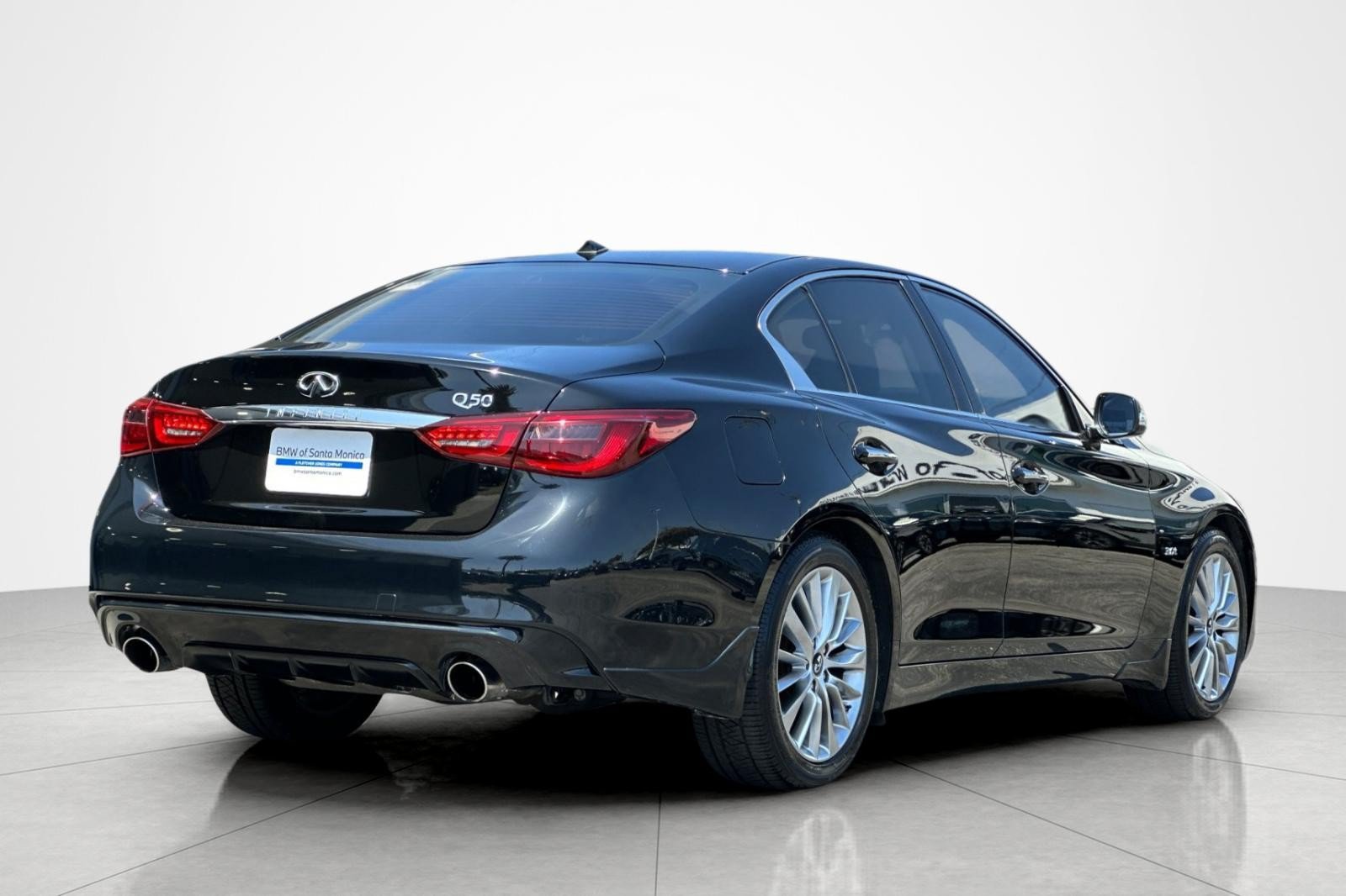 Used 2019 INFINITI Q50 Luxe RWD image 5