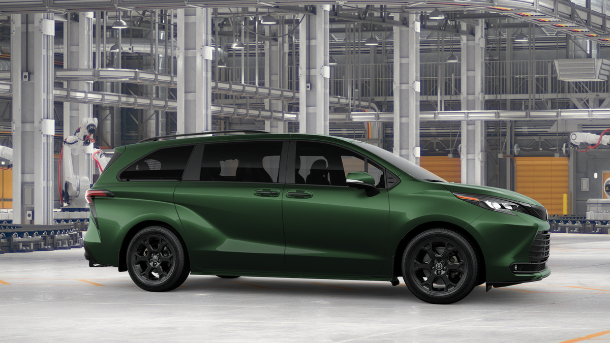 New 2026 Toyota Sienna XLE Woodland Edition AWD/4WD image 13