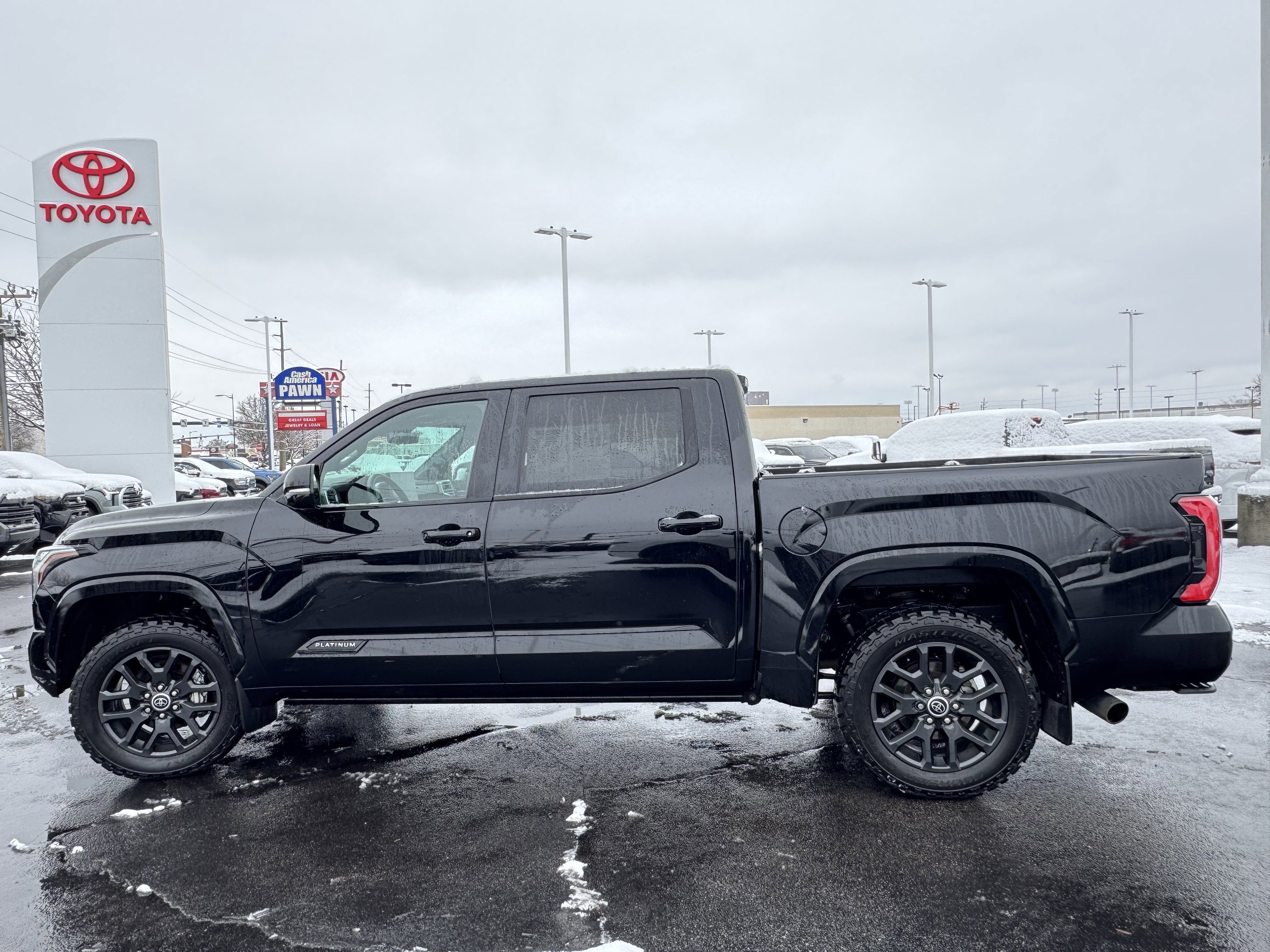 Used 2023 Toyota Tundra Platinum image 16