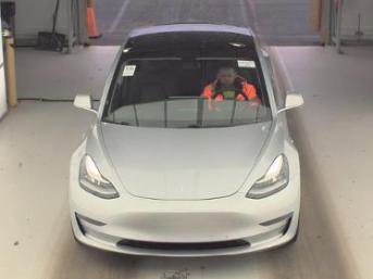 Used 2018 Tesla Model 3 Long Range RWD image 8