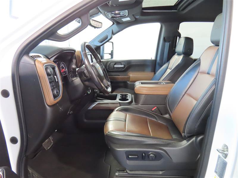 Used 2021 Chevrolet Silverado 3500 High Country w/ Z71 Off-Road Package AWD/4WD image 16