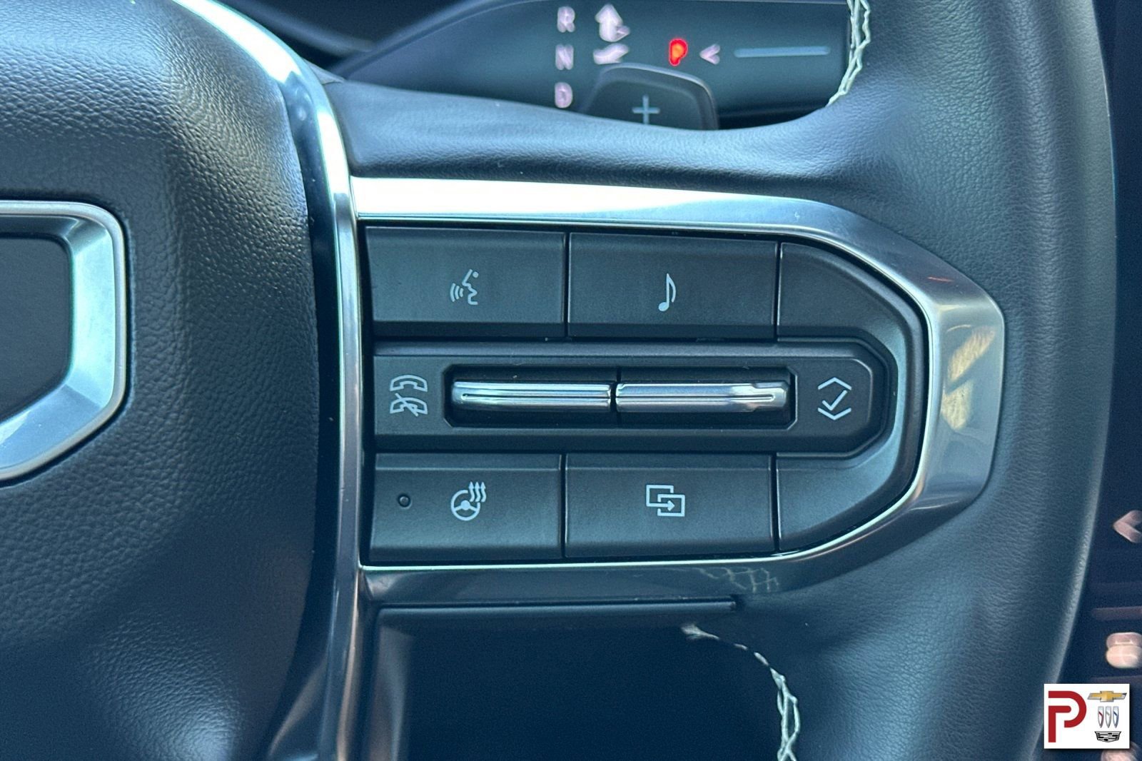 Used 2024 GMC Acadia Denali image 29