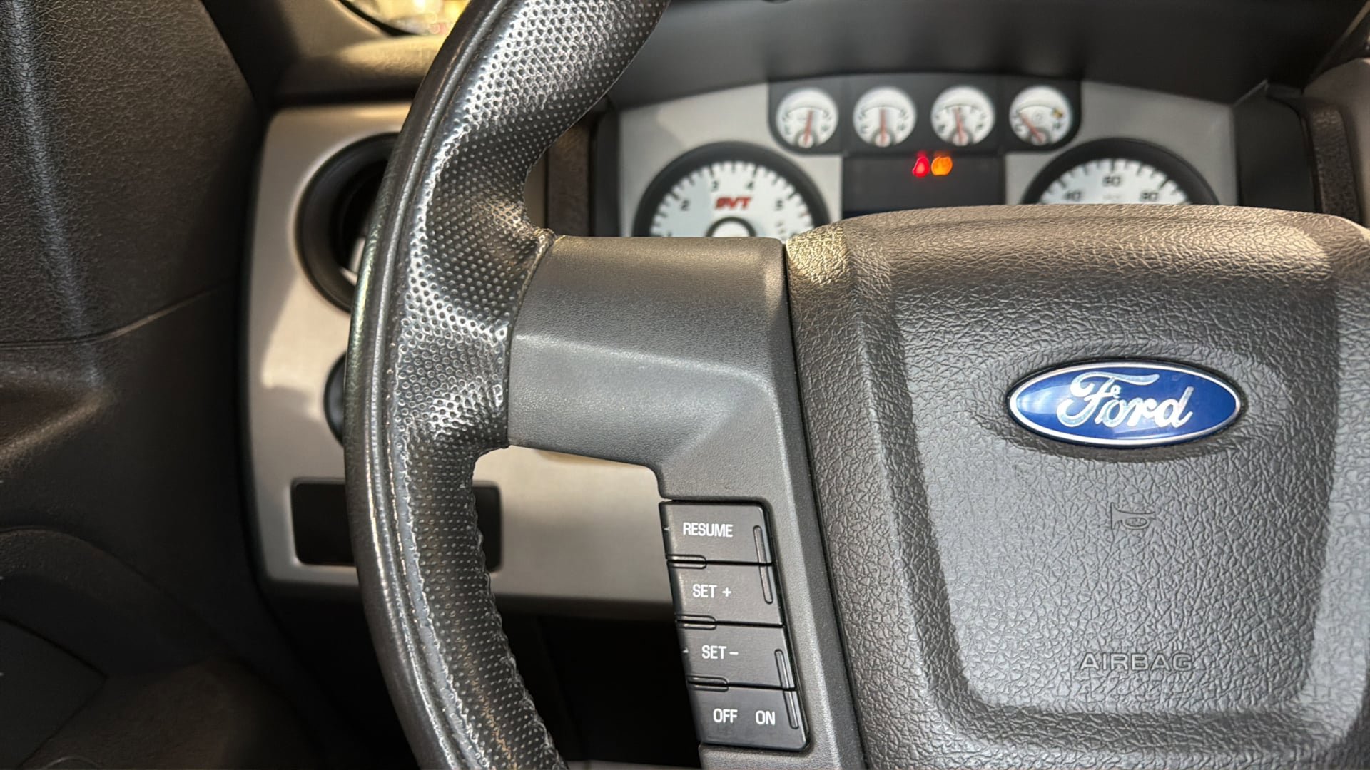 Used 2010 Ford F150 Raptor AWD/4WD image 24
