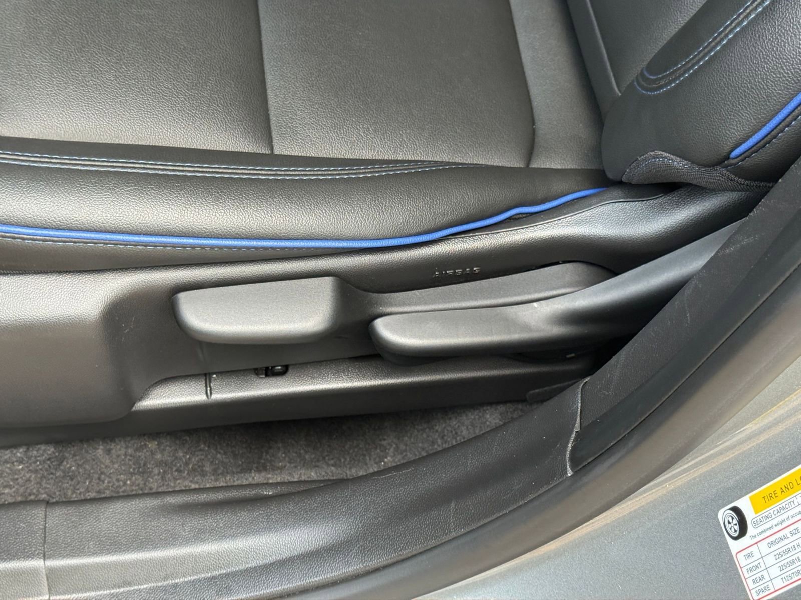 Used 2025 Buick Envista Sport Touring image 23