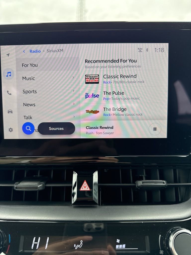 Used 2025 Toyota Corolla LE image 8