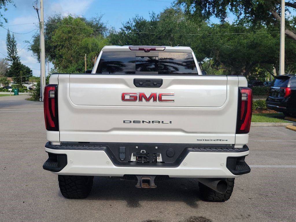 Certified 2024 GMC Sierra 2500 Denali w/ Denali Reserve Package AWD/4WD image 4