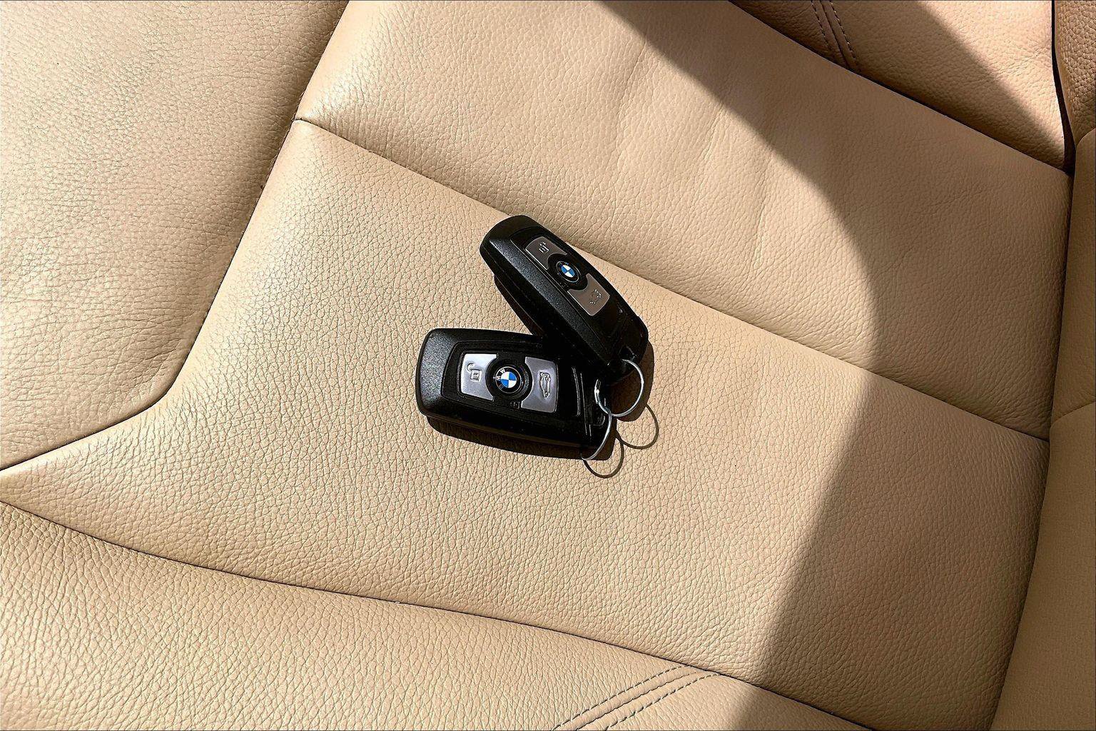 Used 2014 BMW 328i xDrive Sedan AWD/4WD image 34