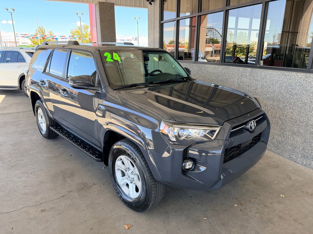 Used 2024 Toyota 4Runner SR5 Premium image 4