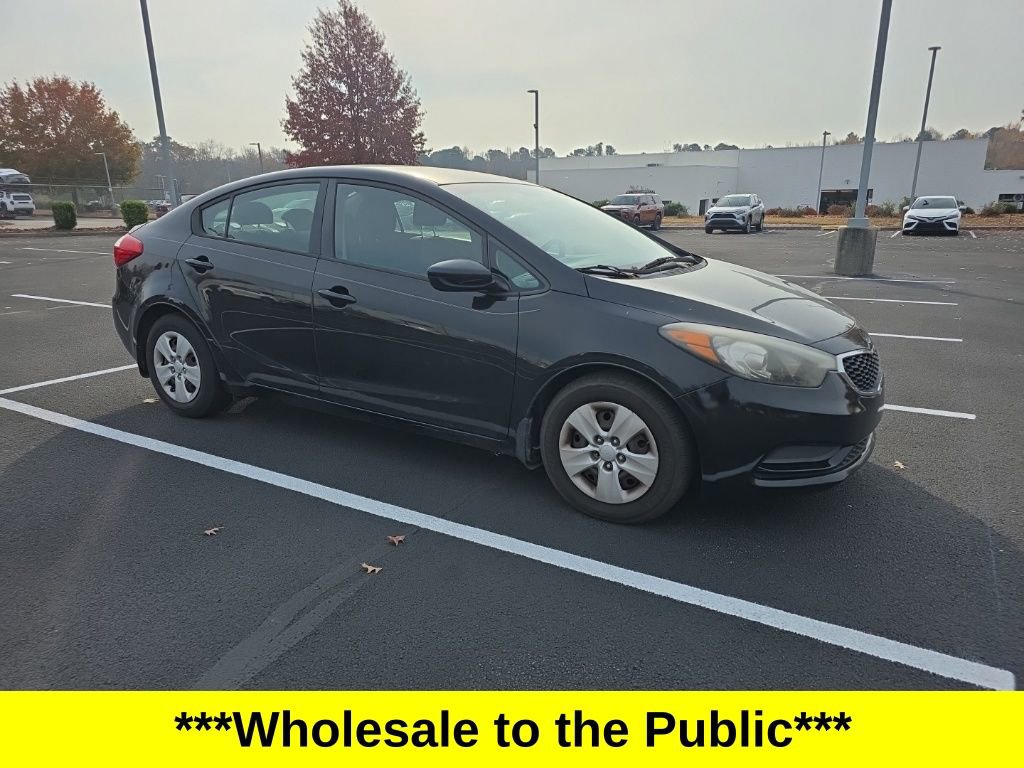 Used 2016 Kia Forte LX image 10