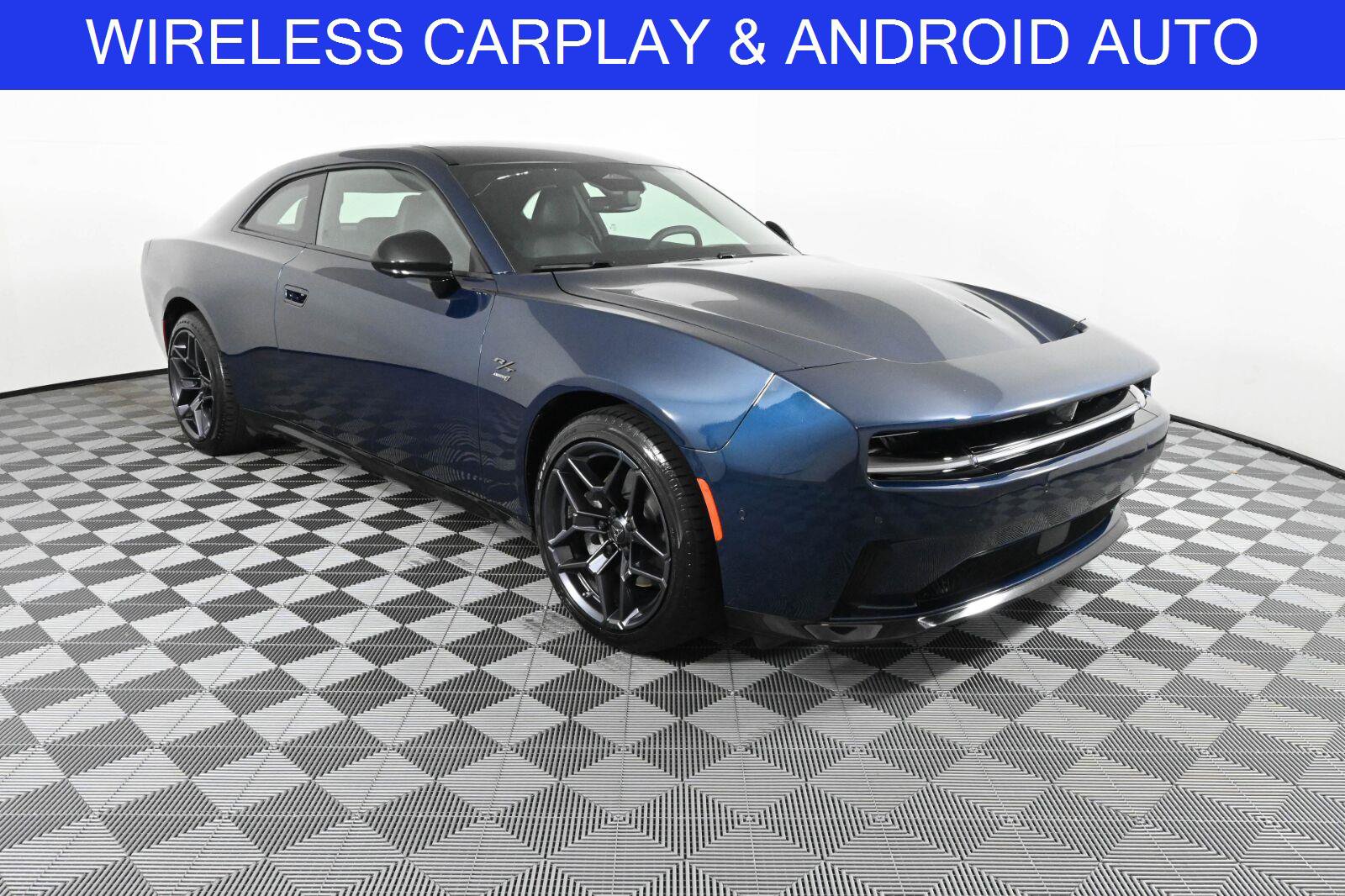 Used 2024 Dodge Charger Daytona R/T w/ Plus Group AWD/4WD image 1