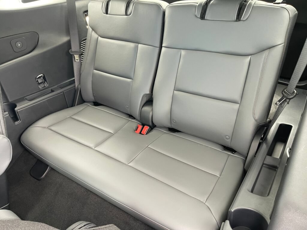 New 2026 Ford Explorer Active w/ Active Comfort Package AWD/4WD image 21
