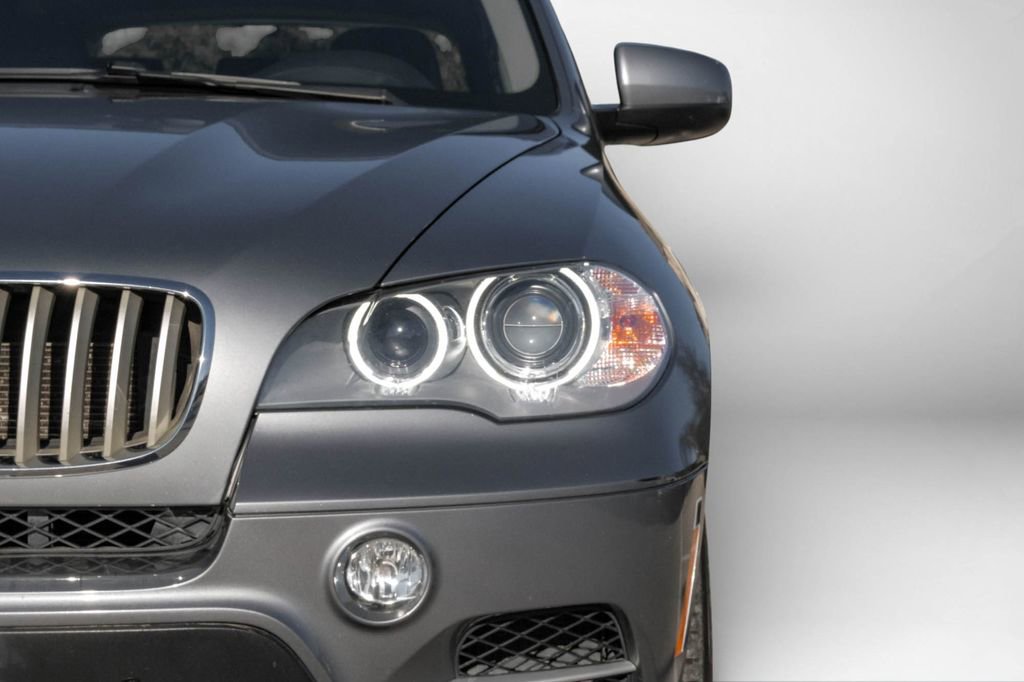 Used 2013 BMW X5 xDrive50i image 55