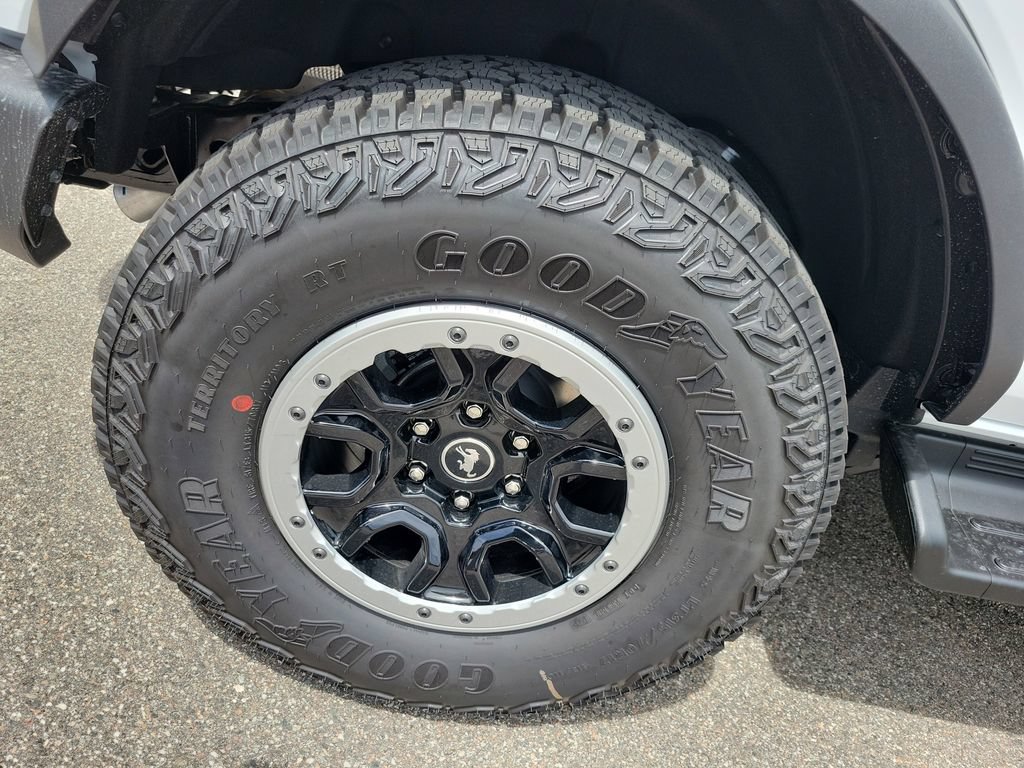 New 2026 Ford Bronco Outer Banks w/ Sasquatch Package AWD/4WD image 6