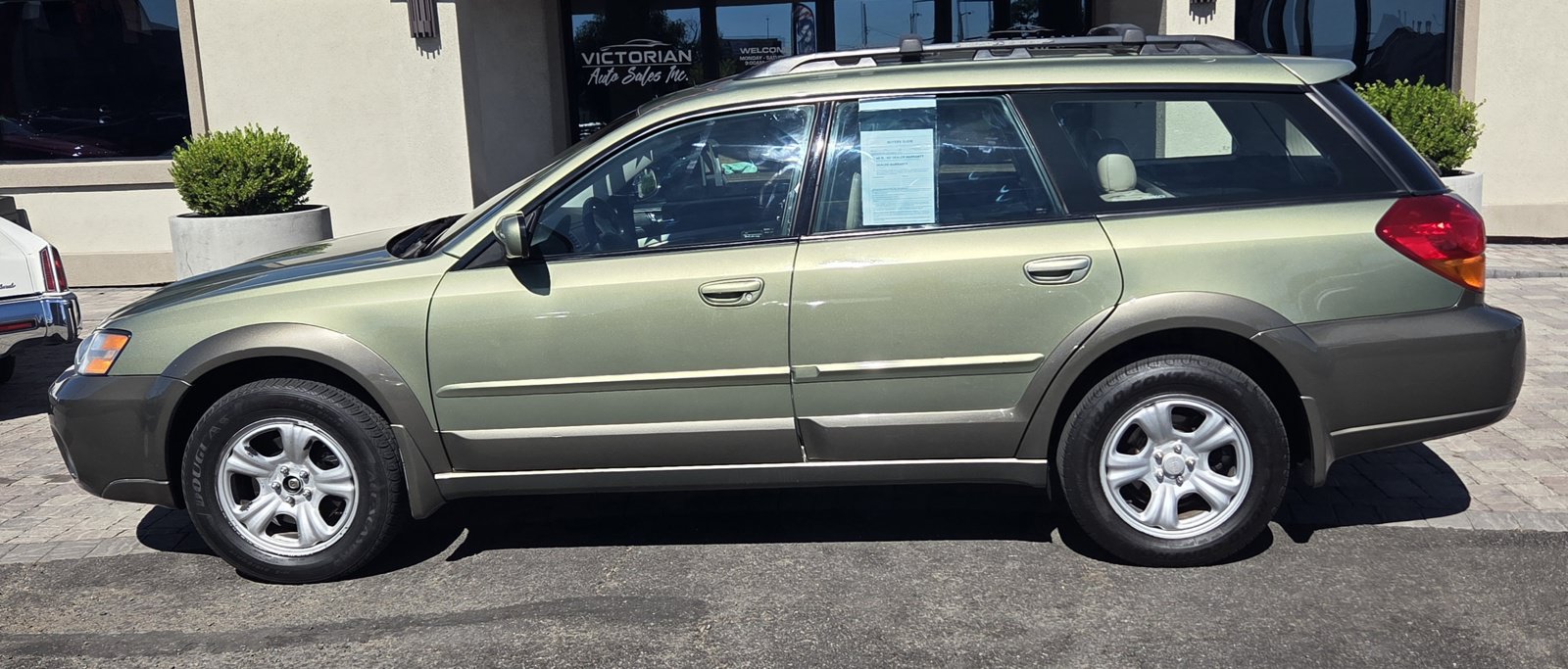 Used 2005 Subaru Outback 2.5i Limited AWD/4WD image 8