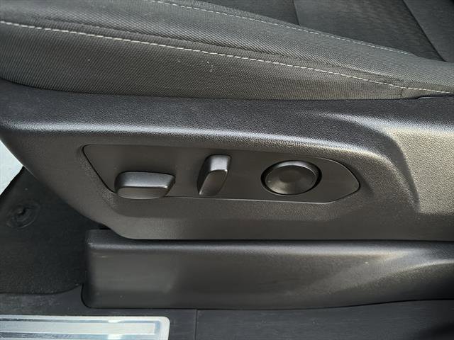 Used 2025 Chevrolet Silverado 1500 LT image 13